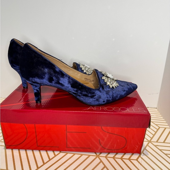 AEROSOLES Women's Navy Macrame Heel Loafer hybrid with memory foam footbed - Picture 2 of 4